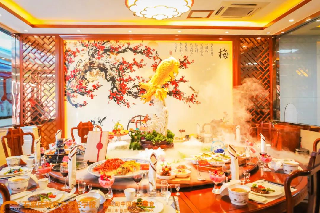 年前擇校丨學(xué)中餐還是學(xué)西餐，哪個更好？