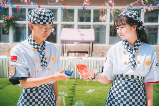 女性學(xué)西點(diǎn)提升職場(chǎng)競(jìng)爭(zhēng)力410.png 女性學(xué)西點(diǎn)提升職場(chǎng)競(jìng)爭(zhēng)力410.png