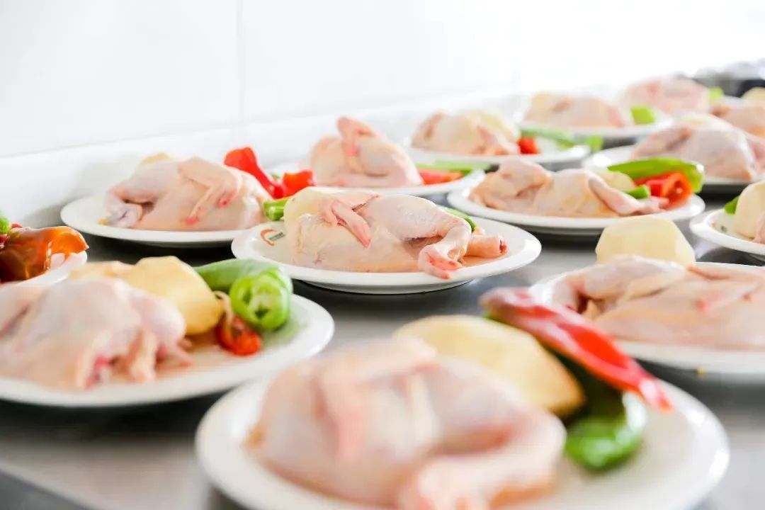 【初中畢業(yè)學(xué)廚師】真材實料+實操演練，用“食”力說話，好學(xué)校就是不一樣！