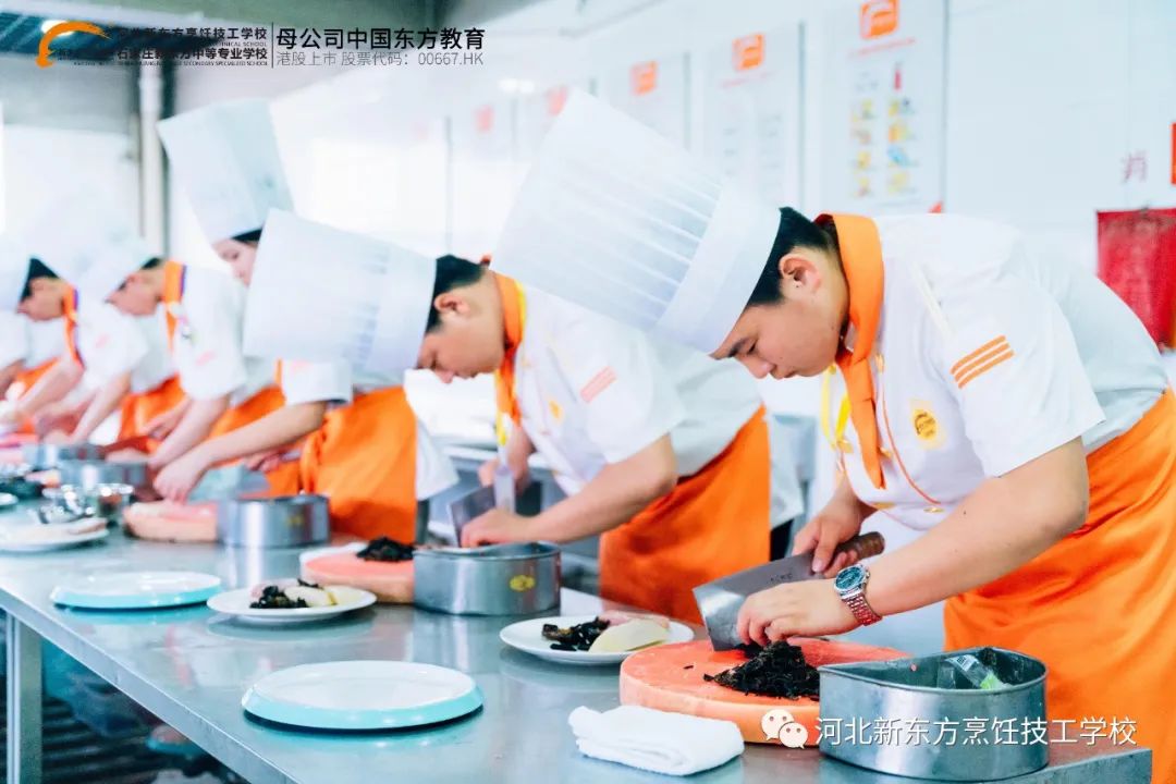 烹飪夢(mèng)想啟航：中餐烹飪專(zhuān)業(yè)——解鎖畢業(yè)后的璀璨職業(yè)藍(lán)圖！