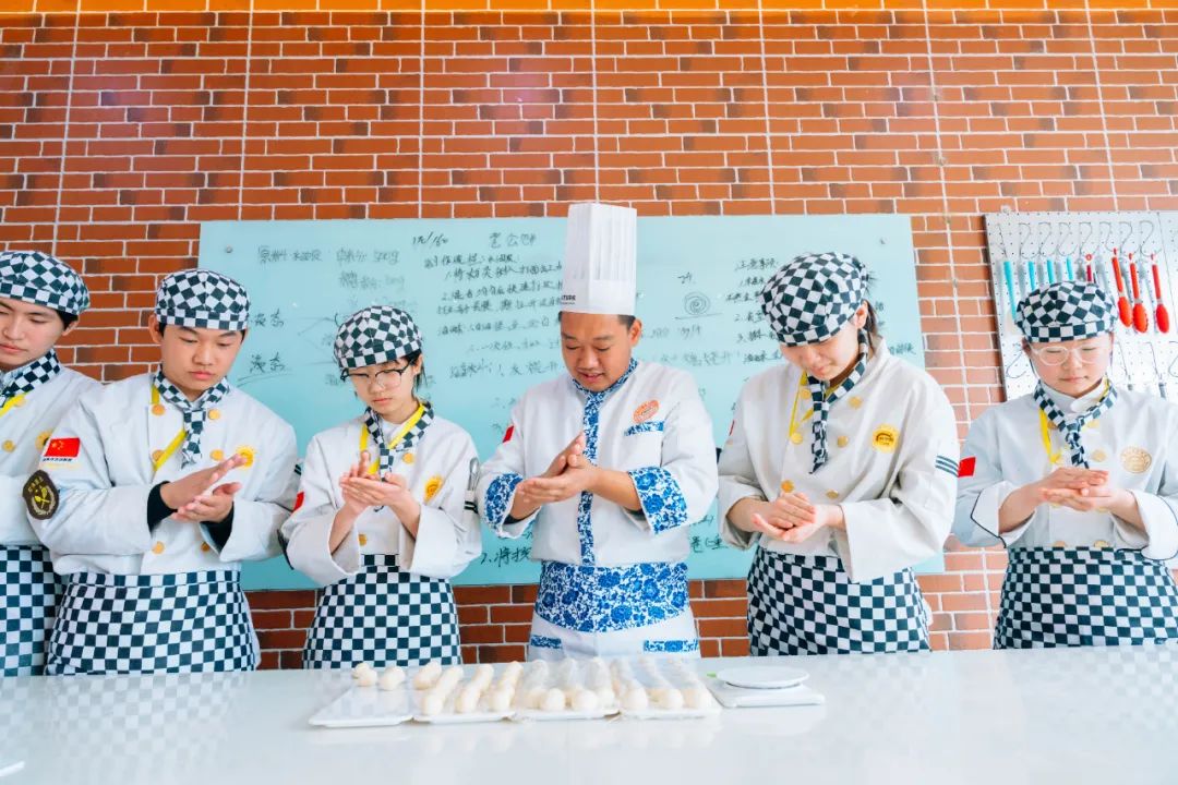 a9812c28ed47c61c81a684ab2f8238ab.jpg a9812c28ed47c61c81a684ab2f8238ab.jpg