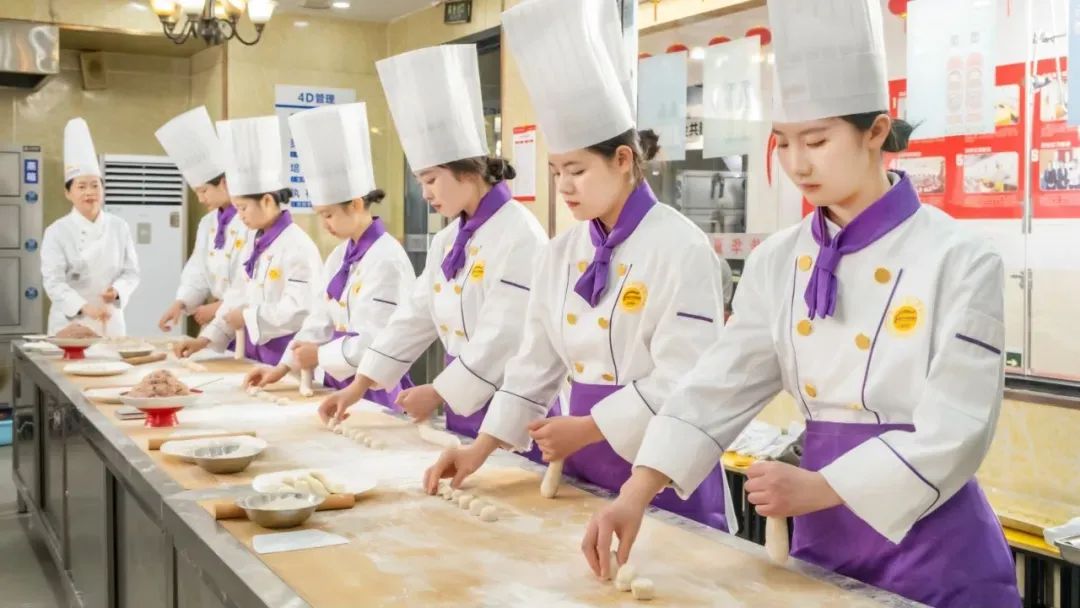 河北初中生畢業(yè)學(xué)烹飪，有哪些好處？一定要看看