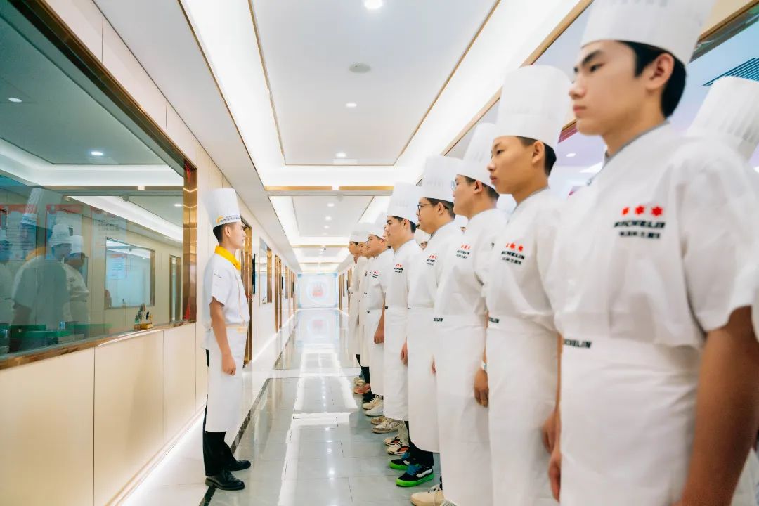 ccd5711e4c7b2c9617c8e2957a100463.jpg ccd5711e4c7b2c9617c8e2957a100463.jpg