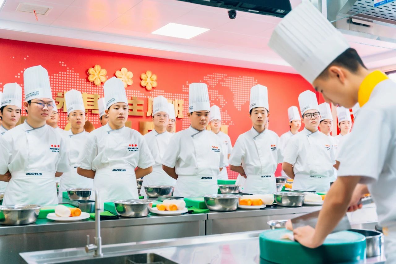 835a065b07bda4fcd8d3dcc7f5c88060.jpg 835a065b07bda4fcd8d3dcc7f5c88060.jpg