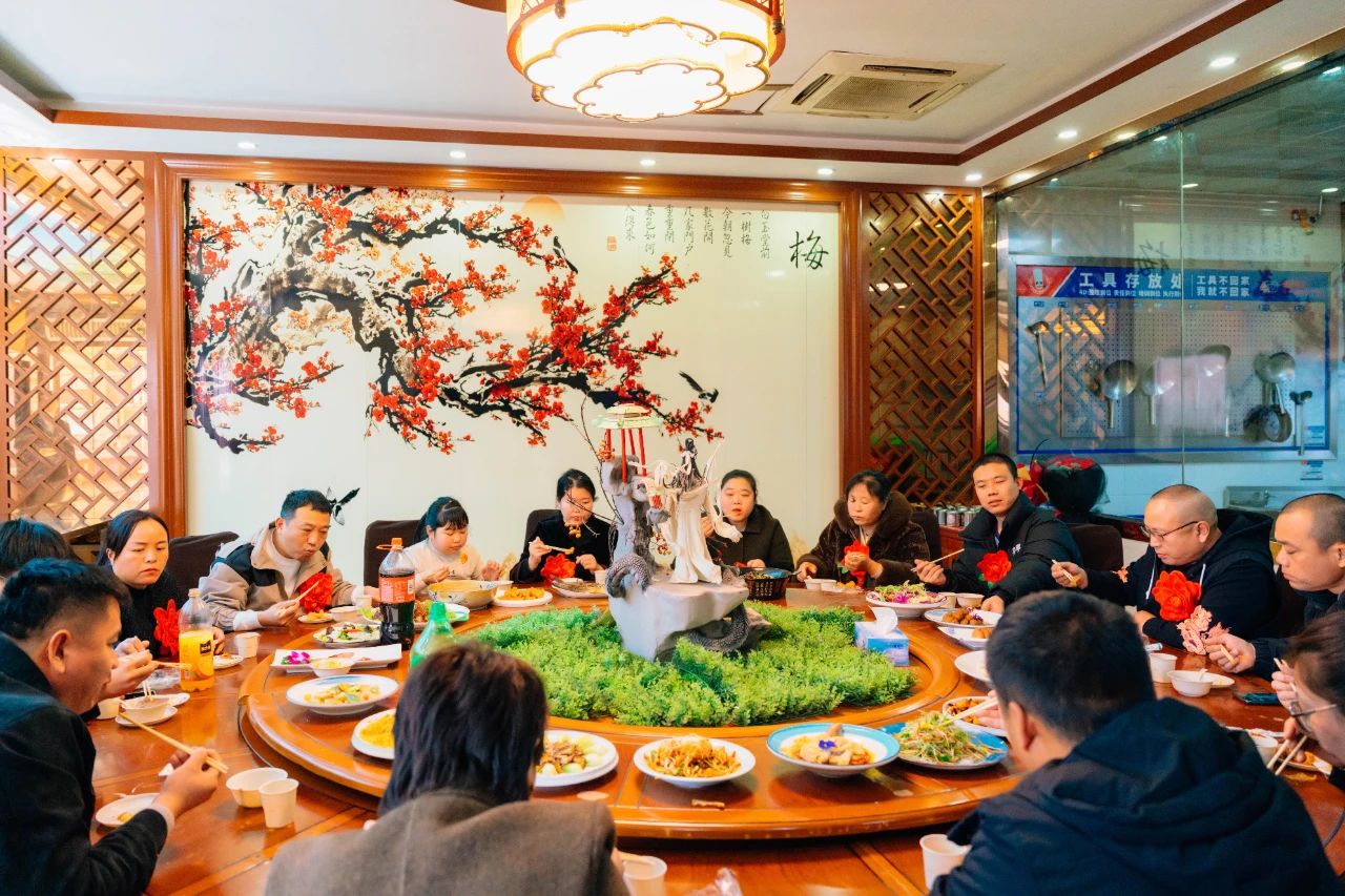 6828d7bdba7388f8843b9a2db886bf97.jpg 6828d7bdba7388f8843b9a2db886bf97.jpg