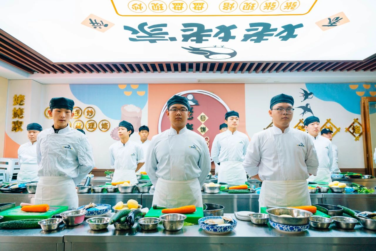 河北單招查分倒計(jì)時(shí)！提前鎖定河北新東方，技能傍身&學(xué)歷在手！