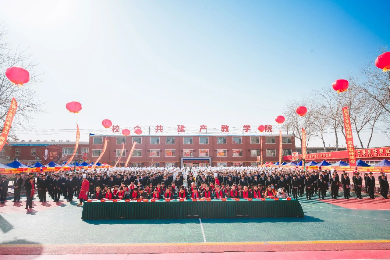 選錯(cuò)了學(xué)校，入學(xué)后發(fā)現(xiàn)“貨不對(duì)版”，何去何從？