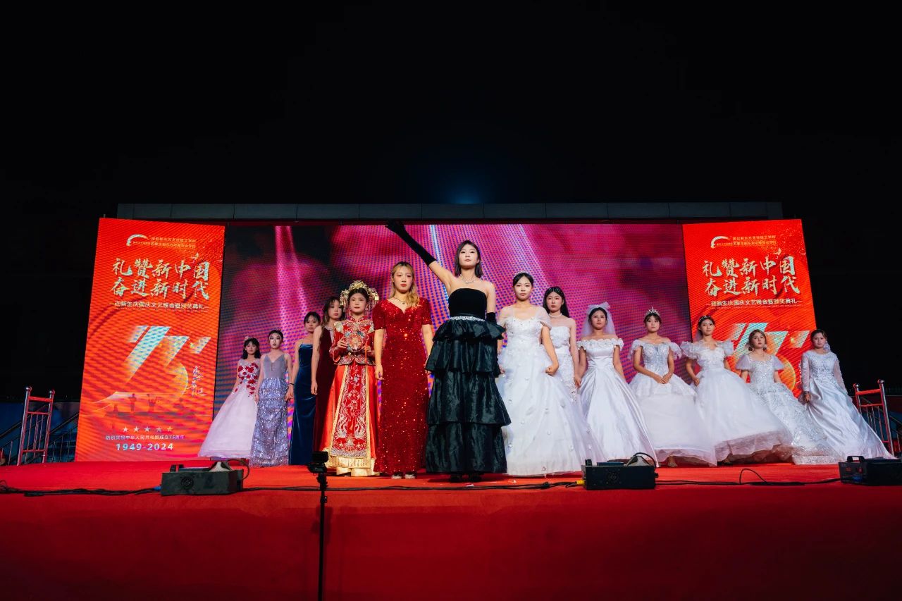 01a749b64f21d6d7b127b9e50afafcd2.jpg 01a749b64f21d6d7b127b9e50afafcd2.jpg