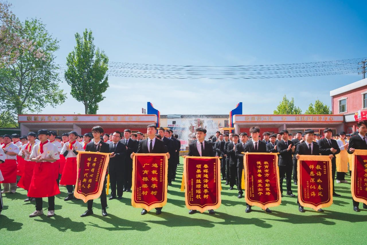 1745463242460.jpg 1745463242460.jpg