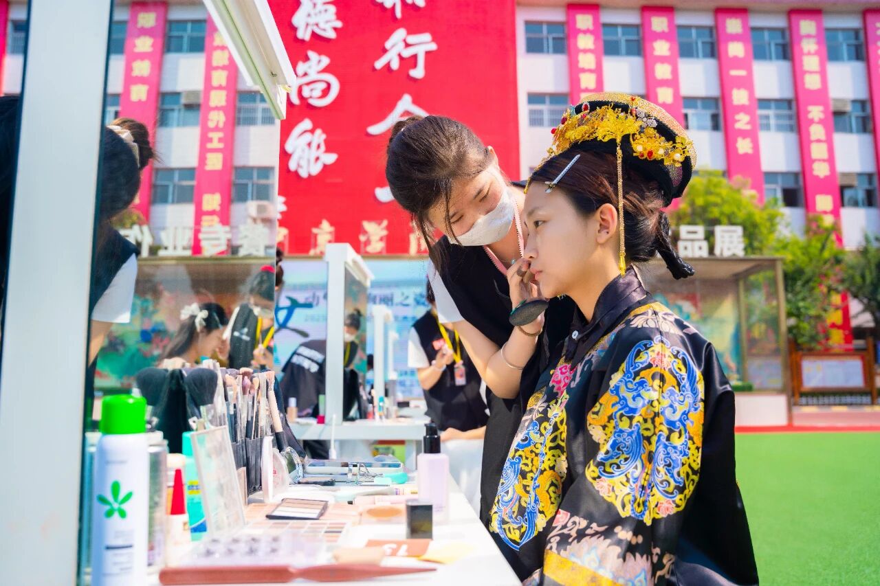 db8e8819a6f975ef47c4775ad15c59e0.jpg db8e8819a6f975ef47c4775ad15c59e0.jpg