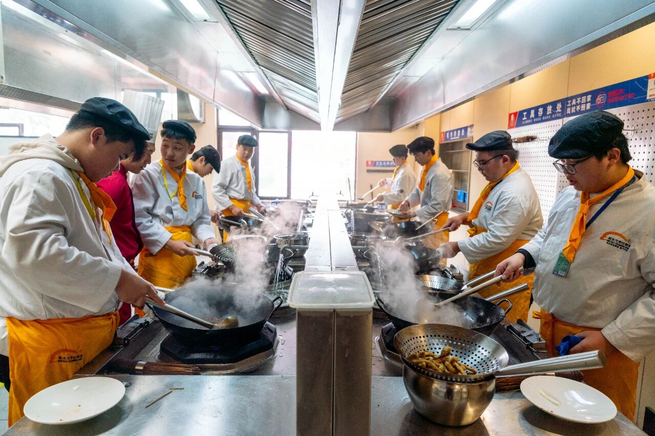 778b5b1fe2e6f8e013a708aabc601eed.jpg 778b5b1fe2e6f8e013a708aabc601eed.jpg