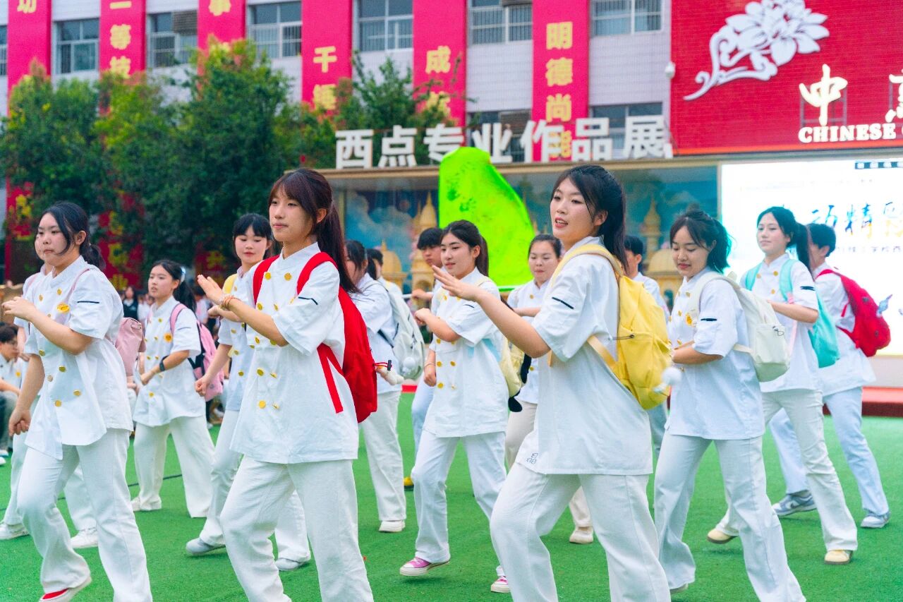 e2e18a2ded5f8ddc4b01ebdfb467b78e.jpg e2e18a2ded5f8ddc4b01ebdfb467b78e.jpg