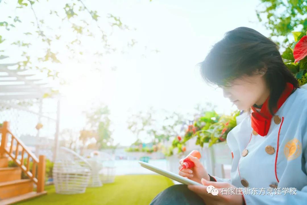 一起恰飯啦！美食品鑒會(huì)來(lái)襲，邀請(qǐng)你來(lái)吃“霸王餐”~